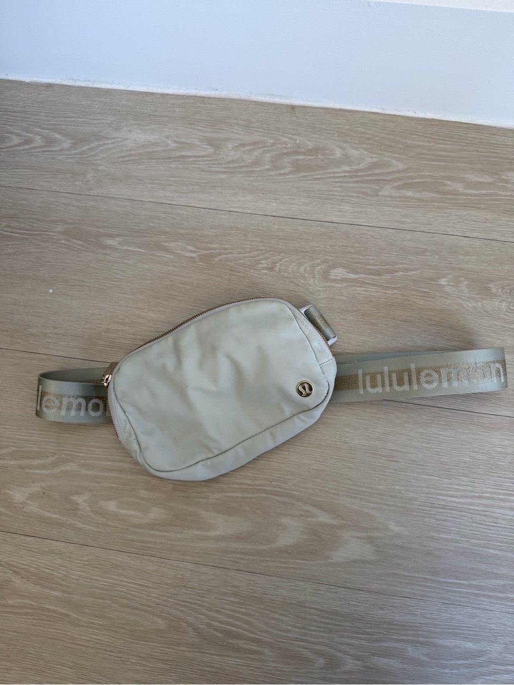 Lululemon Everywhere Belt-bag